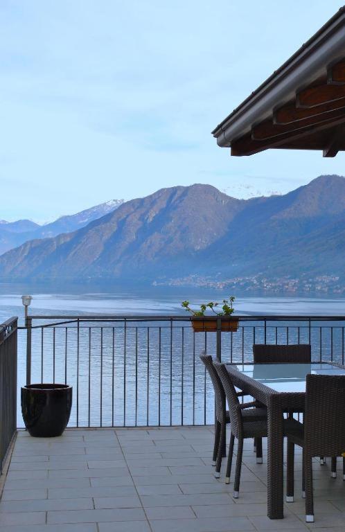 Luxury Attico With Big Terrace Appartement Argegno Buitenkant foto