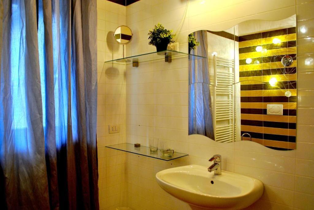 Luxury Attico With Big Terrace Appartement Argegno Buitenkant foto